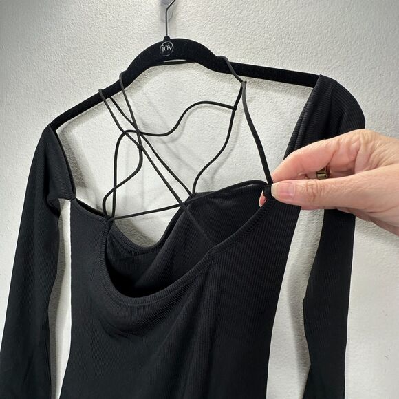 Black Bandeau Style Attached Arm Sleeve Criss Cross Back Bodysuit Snap Close M - Picture 7 of 14